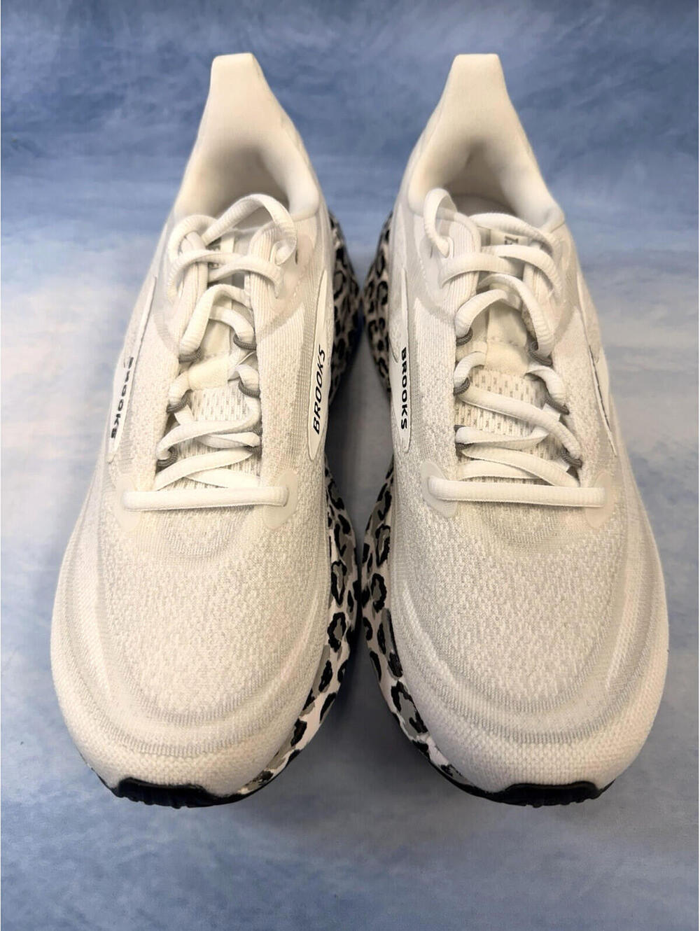 Brooks Revel 9 Black White Gray Leopard Print Low Top Women's Sneakers Size 9 - Picture 3 of 15
